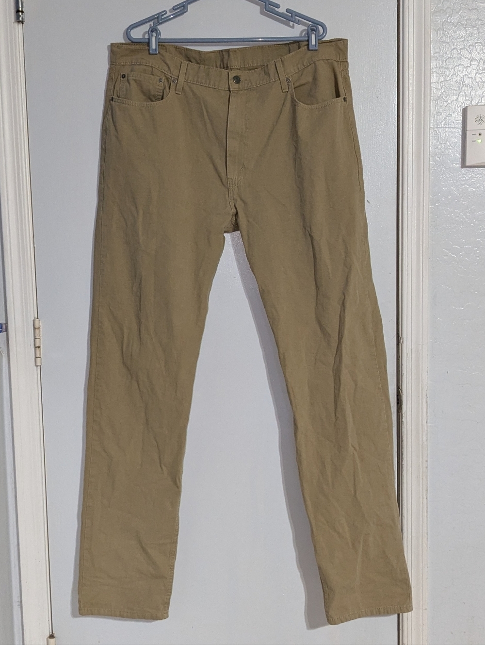 Levi's 502 Straight-Leg Jeans 42x38